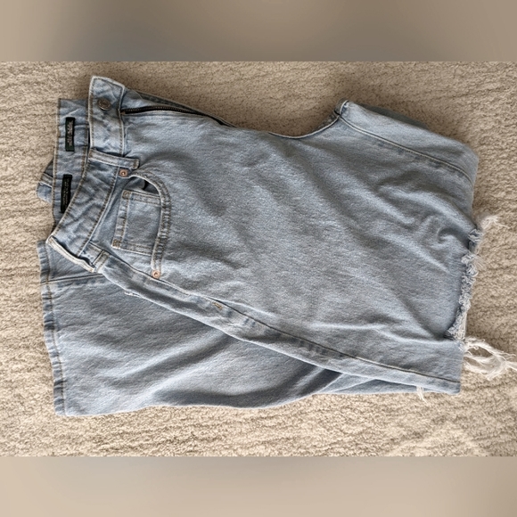 Wild Fable destroyed high rise jeans - Picture 2 of 5